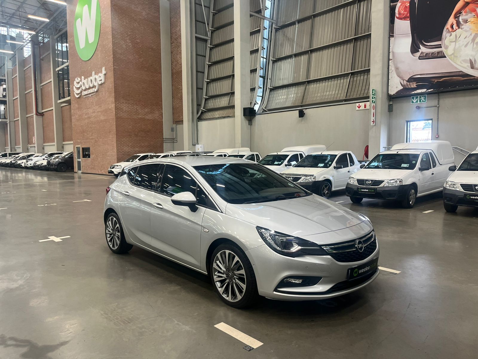 user_d85c9afd様 2019 Opel Astra 1.6 T Sport 5 Door Q2FyTGlzdGluZzo0NzU4Njk R263900
