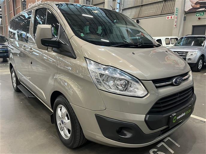 2016 Ford Tourneo TDCi Custom LTD SWB Q2FyTGlzdGluZzo1MDMwNzI
