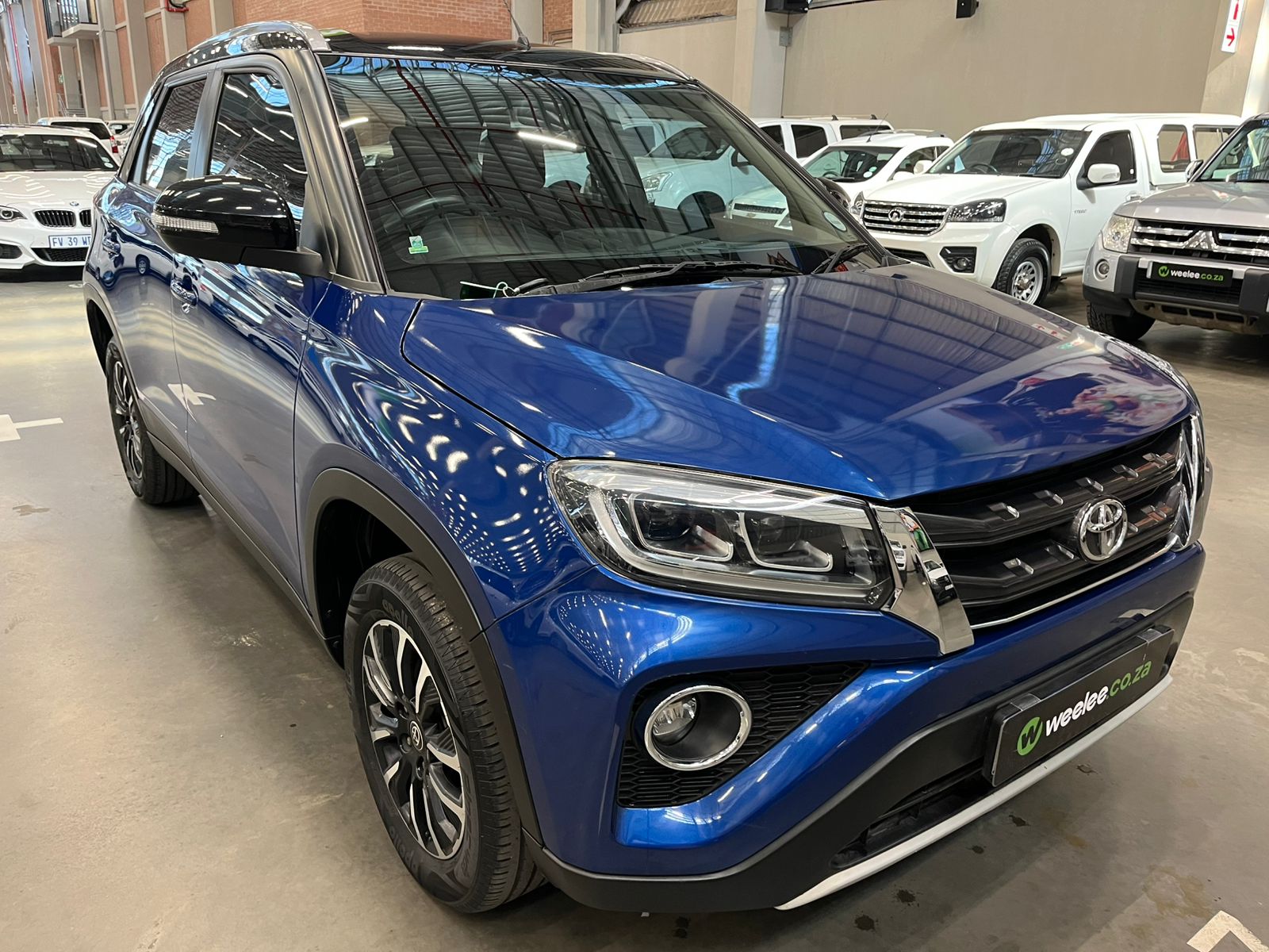 2022 Toyota Urban Cruiser 1.5 XR Q2FyTGlzdGluZzo1MDc1MjU R259900
