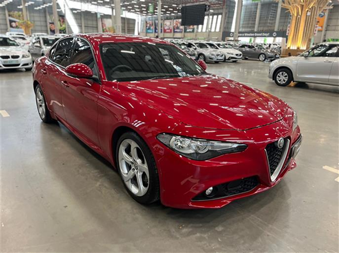 2017 Alfa Romeo Giulia Q2FyTGlzdGluZzoyNjUyMjU R249000 Avo Auto