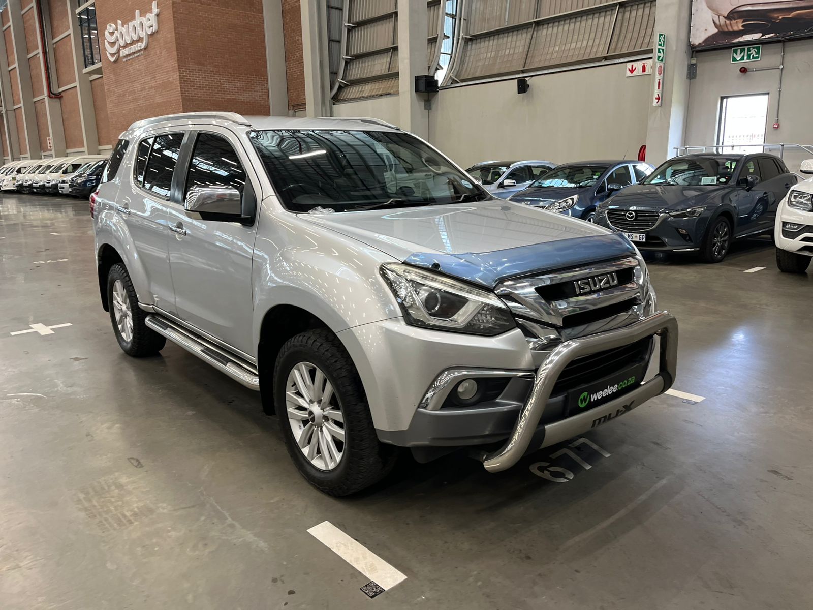 azuuu 2018 Isuzu MU-X 3.0 Auto Q2FyTGlzdGluZzozNjkxMjY R269500
