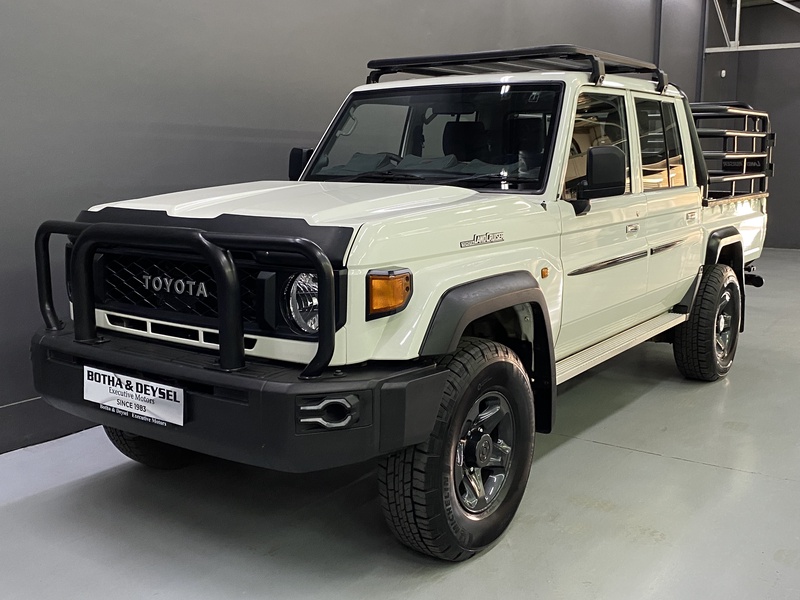 トモタカ 2024-toyota-land-cruiser-79-2.