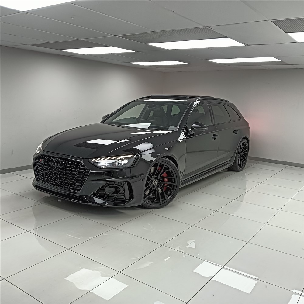 2024 Audi RS4 Avant Quattro Tiptronic Q2FyTGlzdGluZzo0MzI2Mjk R1449890 |  Avo Auto, image size:1000x1000