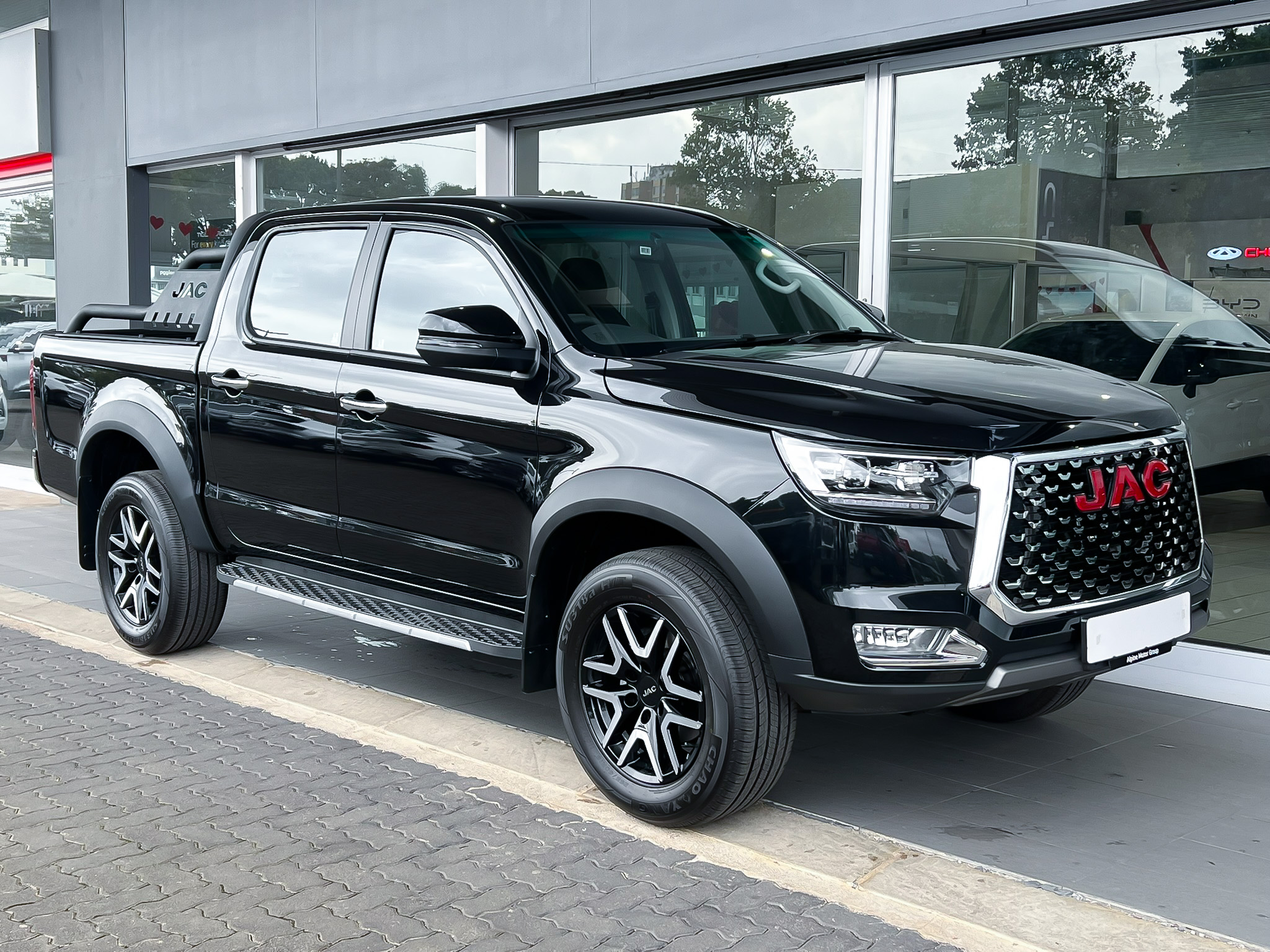 2025 JAC T8 2.0CTi Super Lux Double Cab Q2FyTGlzdGluZzo0MTIxNDc