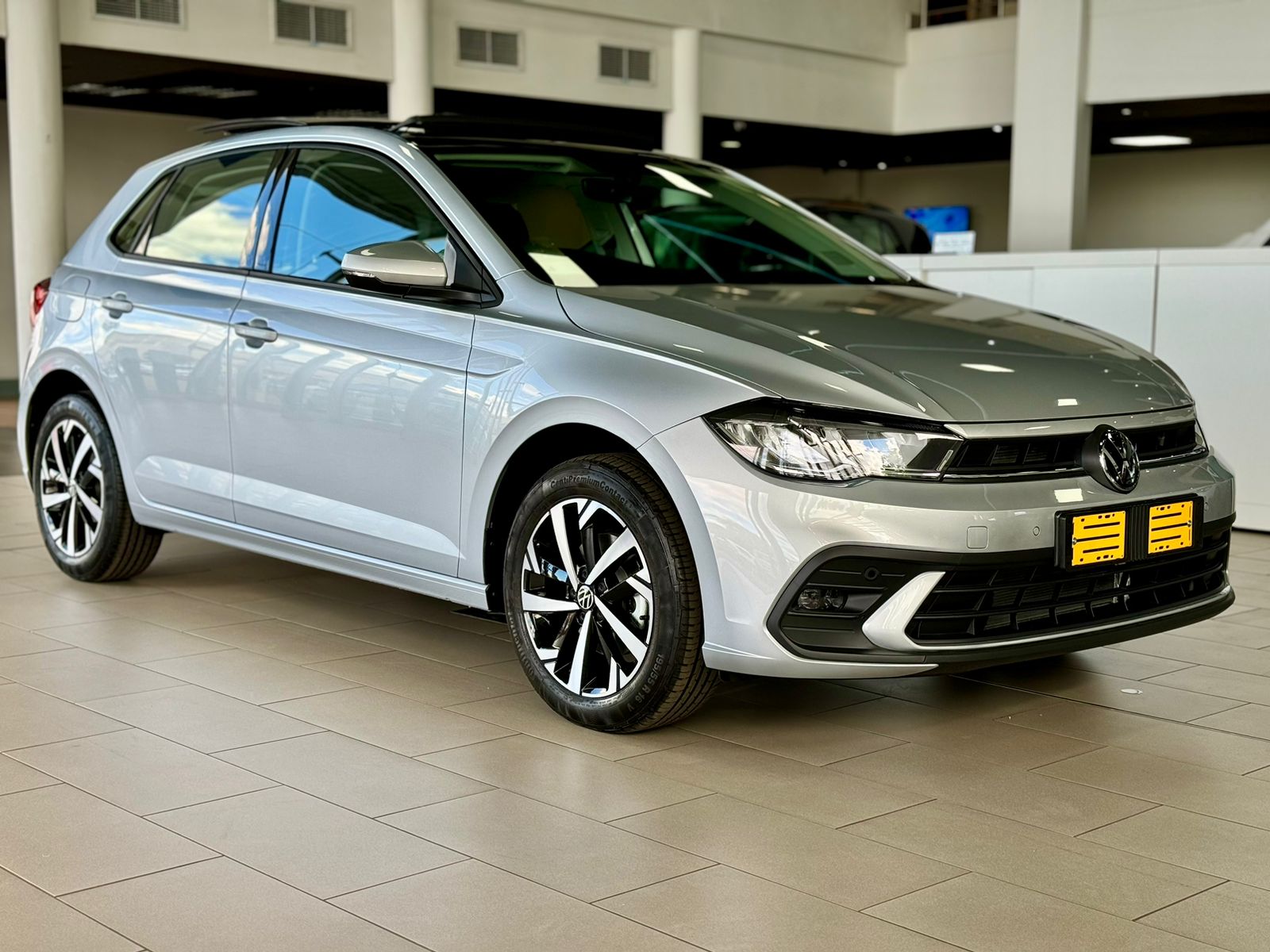 2024 Volkswagen VW Polo 1 0 TSi Life DSG Q2FyTGlzdGluZzozNjAxNjg 2024-volkswagen-vw-polo-1-0-tsi-life-dsg-q2fytglzdgluzzoznjaxnjg
