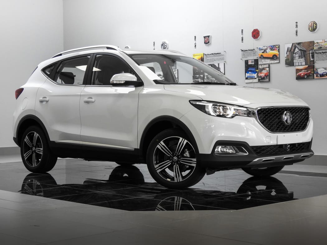 2025 MG ZS 1.5 Delux Auto Q2FyTGlzdGluZzo0NTg0MDI R309900 | Avo Auto