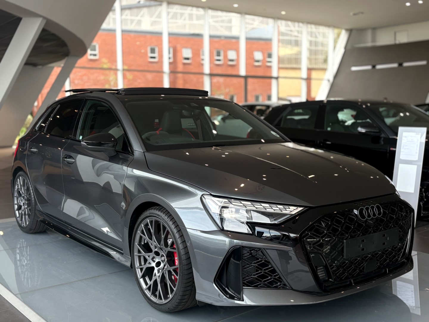 2025 Audi RS3 Sportback Quattro S Tronic Q2FyTGlzdGluZzo0Njk3ODI 2025-audi-rs3-sportback-quattro-s-tronic-q2fytglzdgluzzo0njk3odi