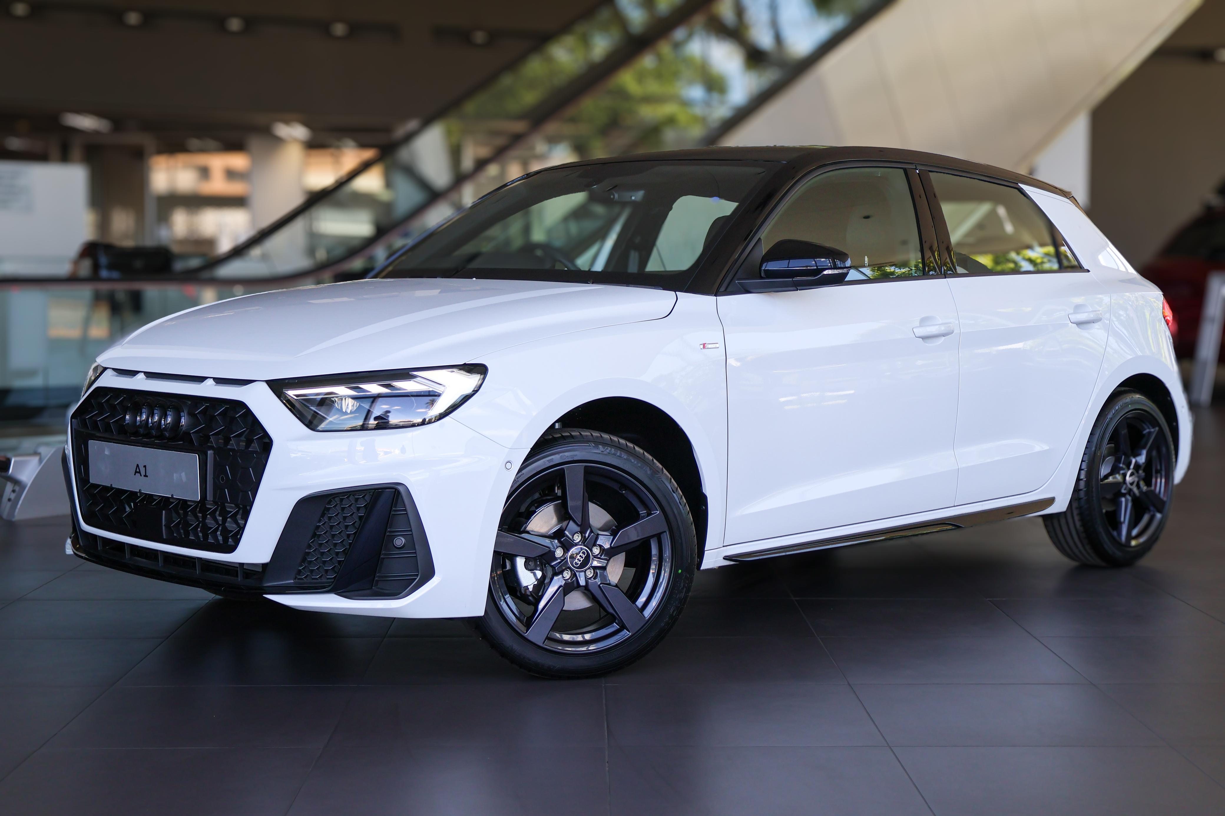2025 Audi A1 Sportback 1.0 T FSi Black Edition S-tronic 30 TFSI ...