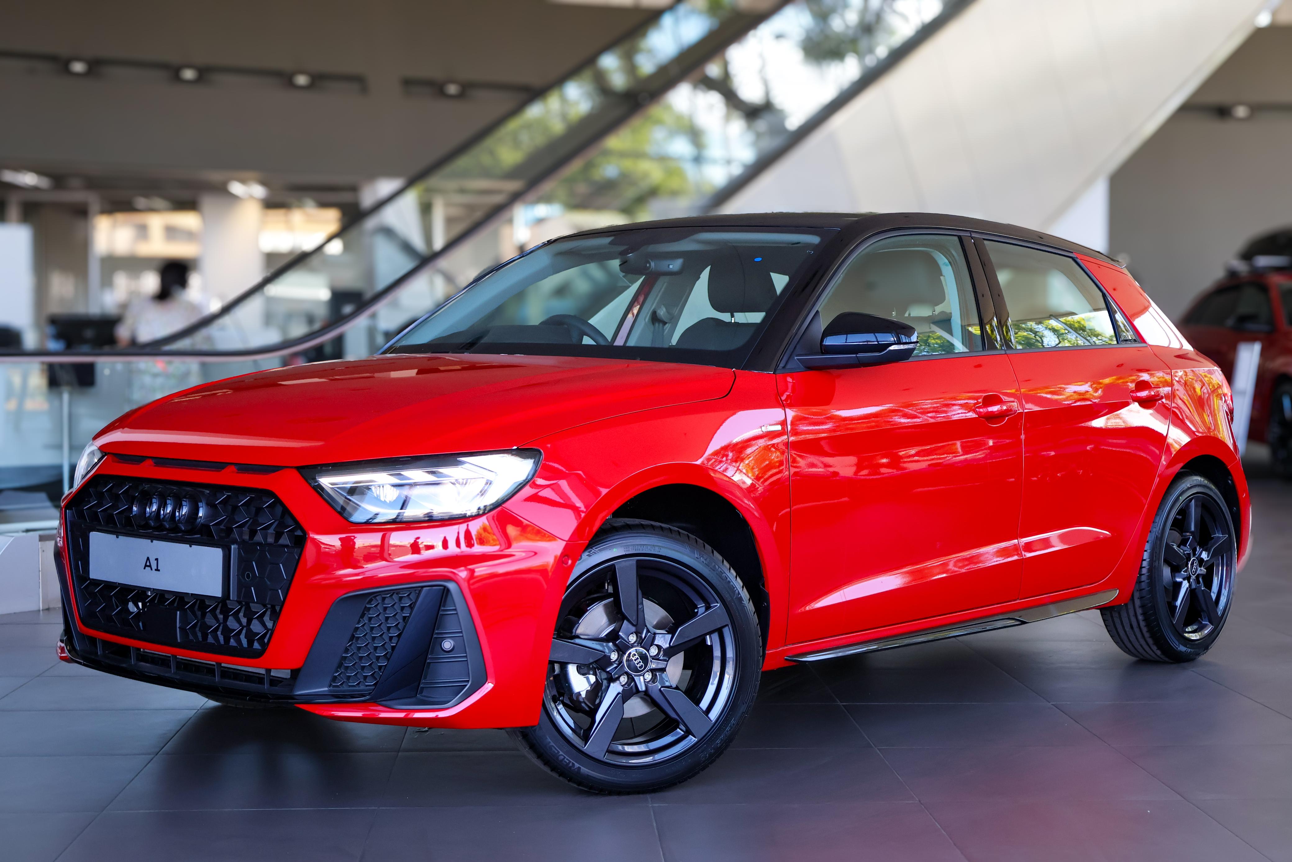 2025 Audi A1 Sportback 1.0 T FSi Black Edition S-tronic 30 TFSI ...