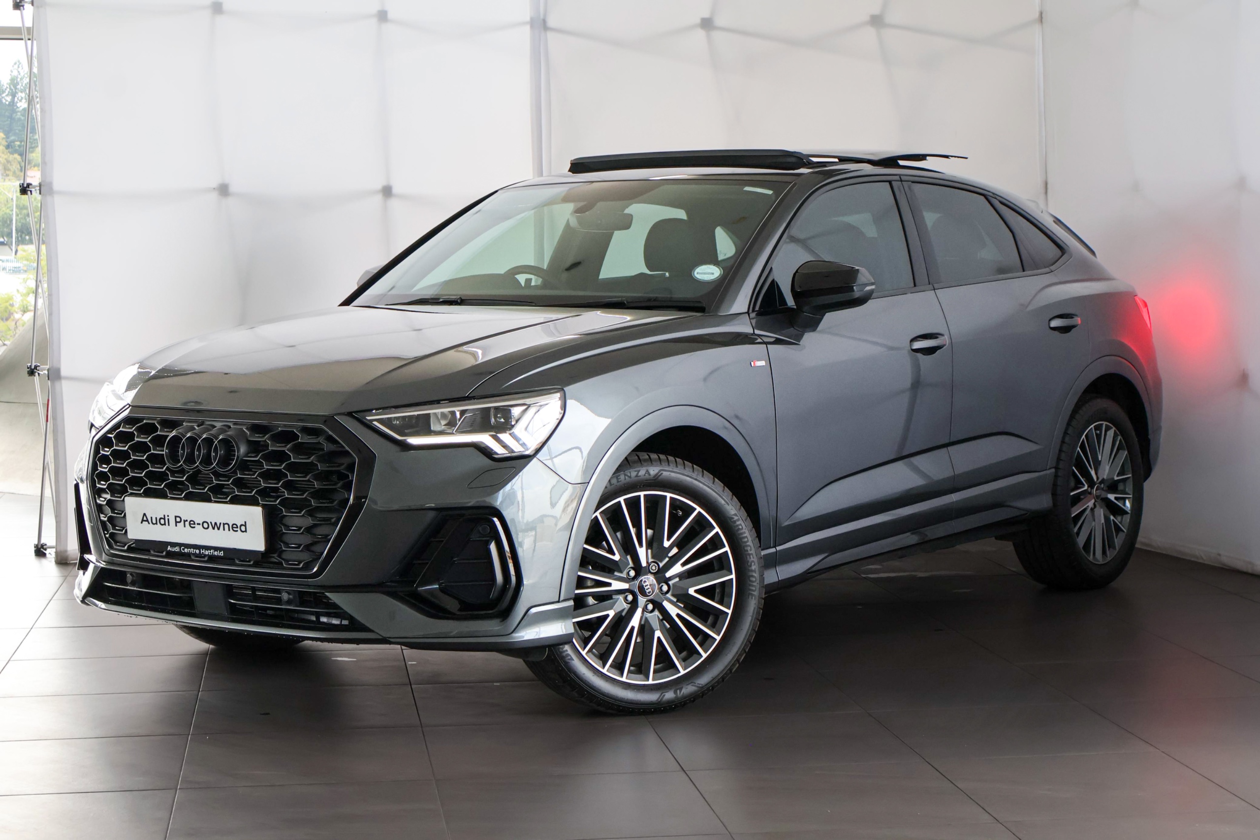 2025-audi-q3-sportback-35-tdi-s-tronic-black-edition