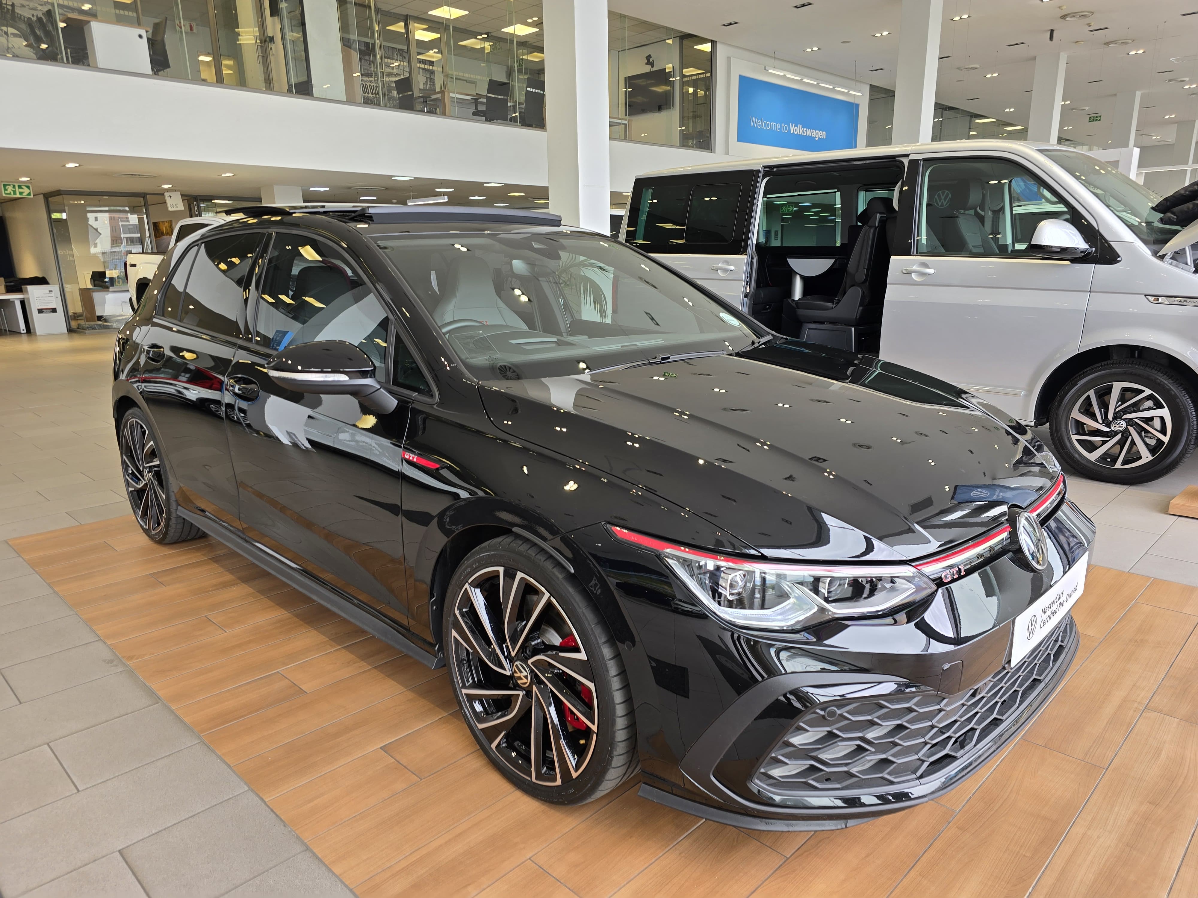 2024 Volkswagen VW Golf 8 GTi 2.0 TSi DSG Q2FyTGlzdGluZzo0OTEzOTg