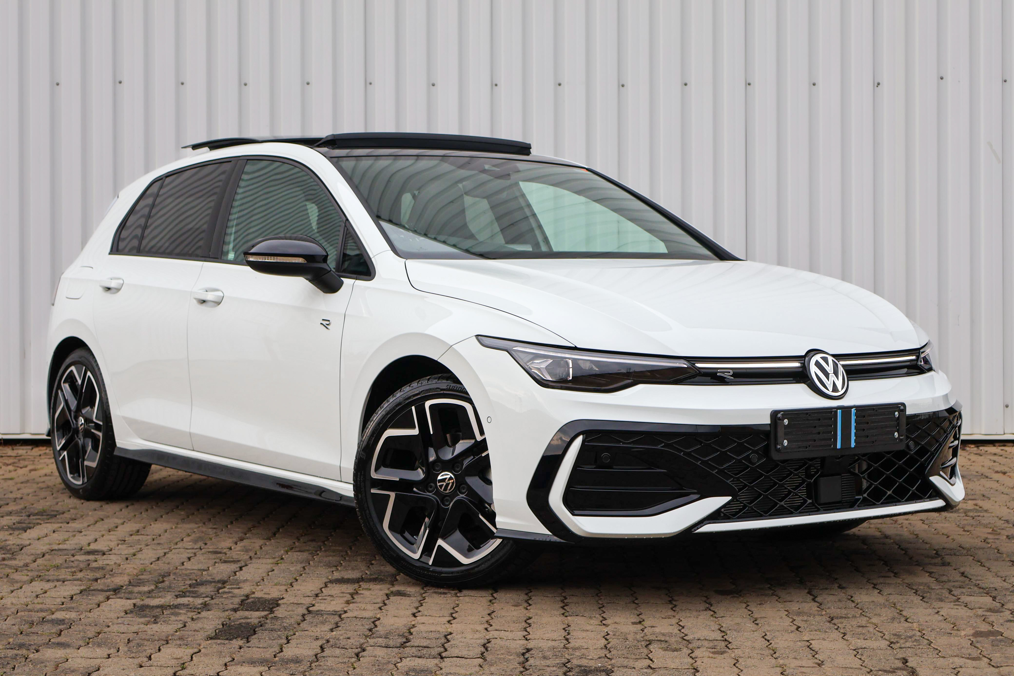 2025 Volkswagen VW Golf 8 1.4 TSi R-Line Plus