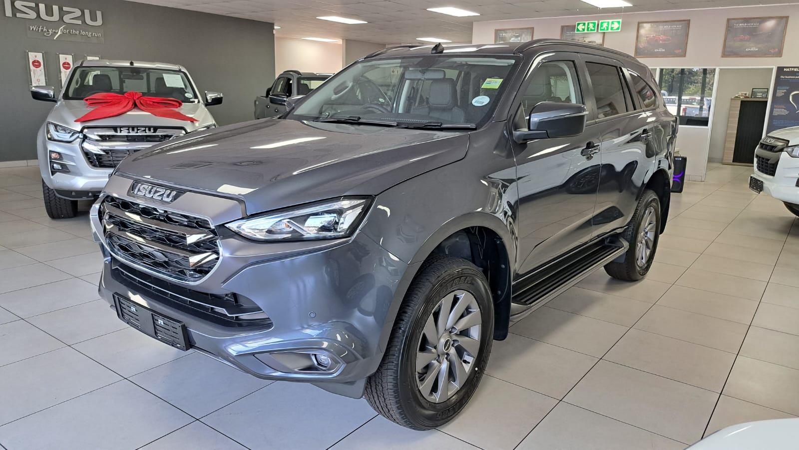 2025 Isuzu MU-X 3.0D LS Auto Q2FyTGlzdGluZzozODMwMDY R845000 | Avo