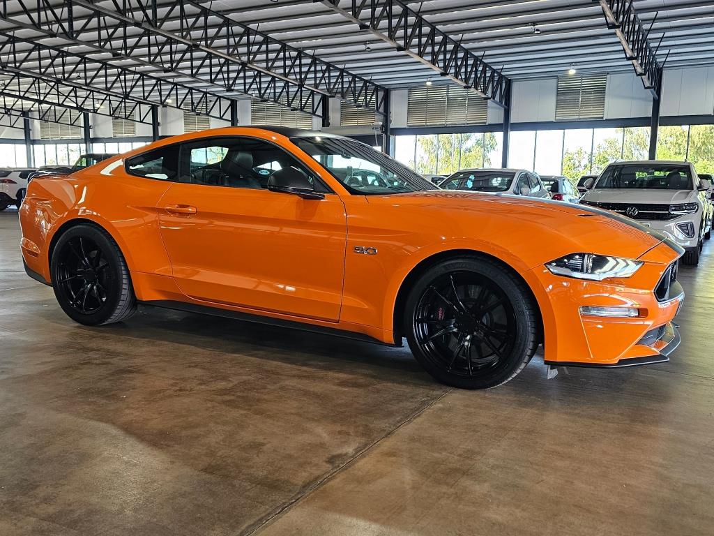 2022 Ford Mustang 5.0 GT Auto Q2FyTGlzdGluZzo0MDQwNjA R899995