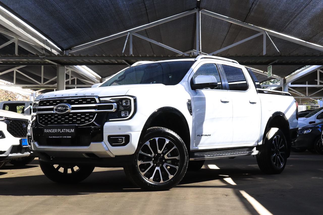 White Ford Ranger Platinum