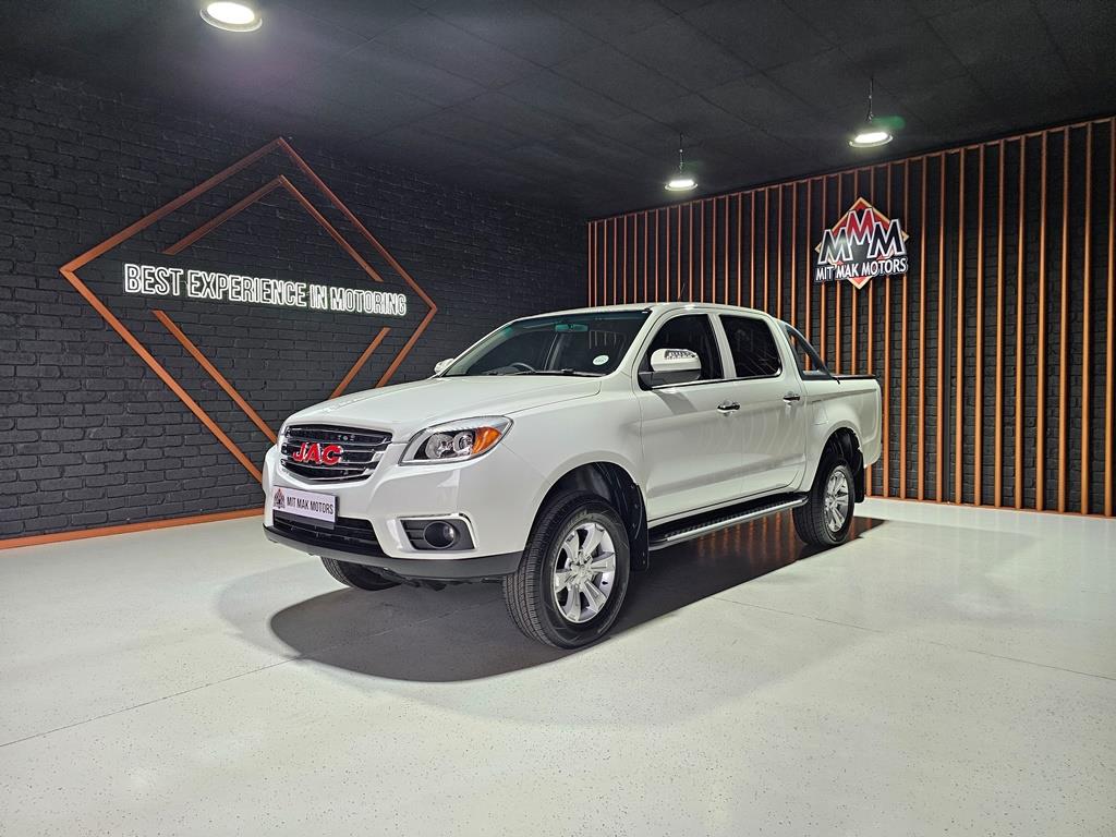 2024 JAC T6 2.0 VVT Lux Double Cab Q2FyTGlzdGluZzozNjM2NTc R299900