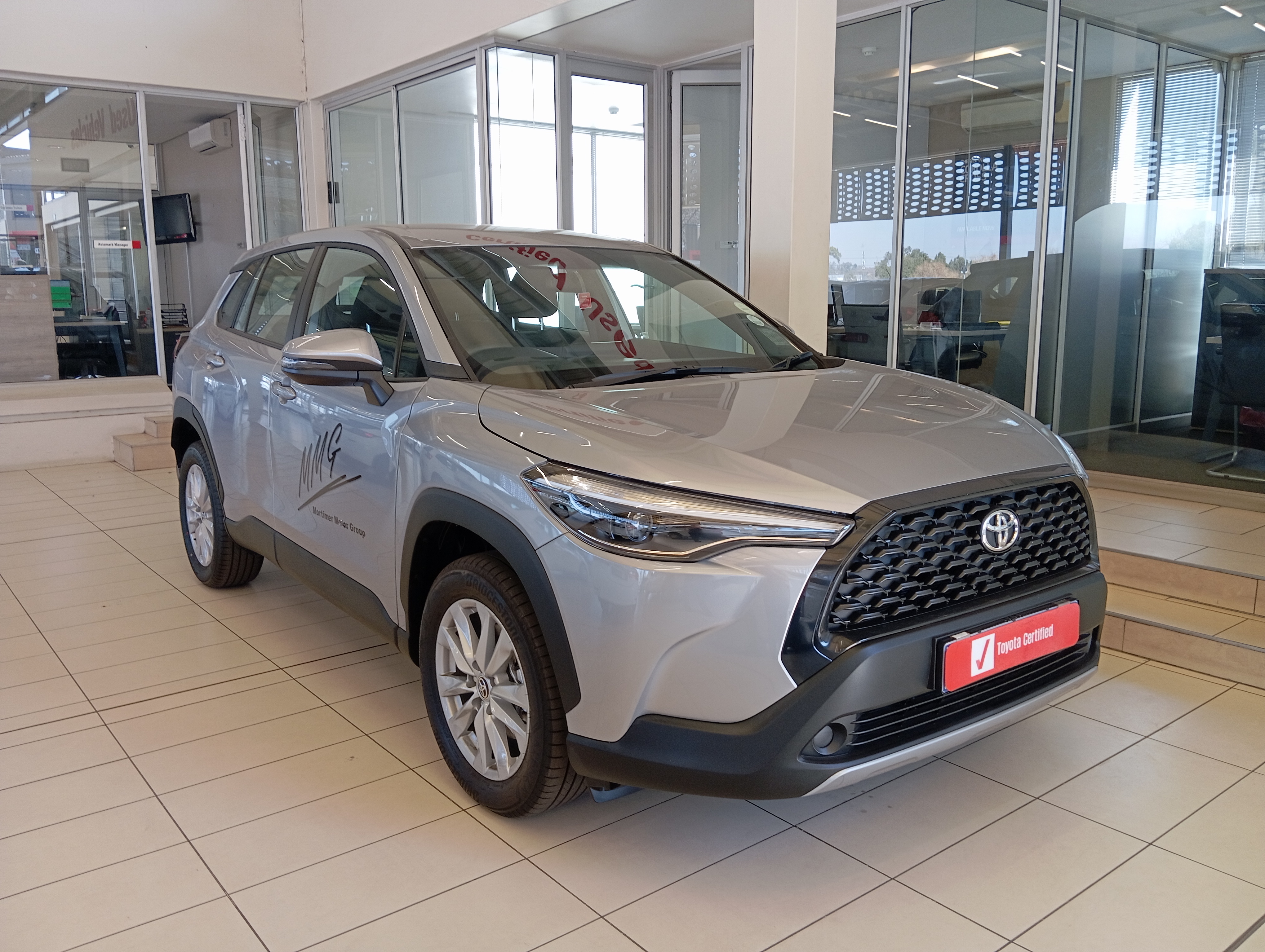 2024 Toyota Corolla Cross 1.8 XI Q2FyTGlzdGluZzozMTQ3MzY R389900