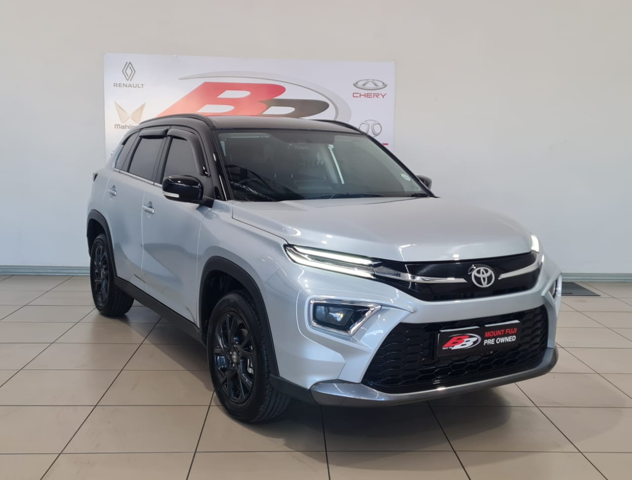 2025 Toyota Urban Cruiser 1.5 XR Auto Q2FyTGlzdGluZzo0OTU5Nzg R369800 ...