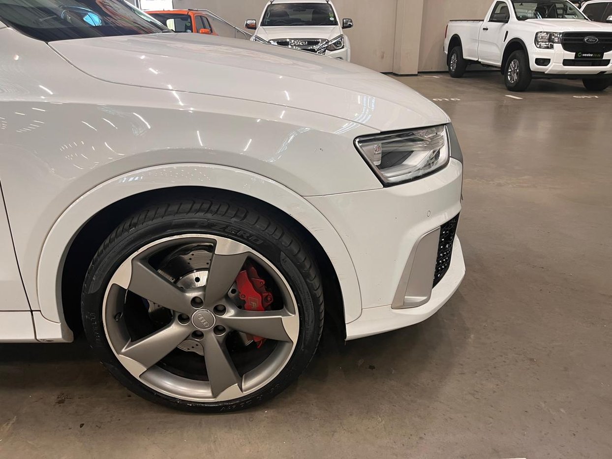 2017 Audi RS Q3 2.5 T FSi Quattro S-Tronic 250kw
