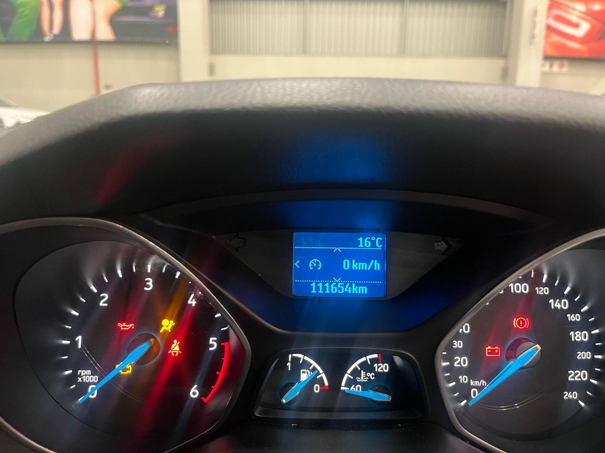 2017 Ford Focus 1.5 TDCi Trend Q2FyTGlzdGluZzo0MjE5NzM R169900