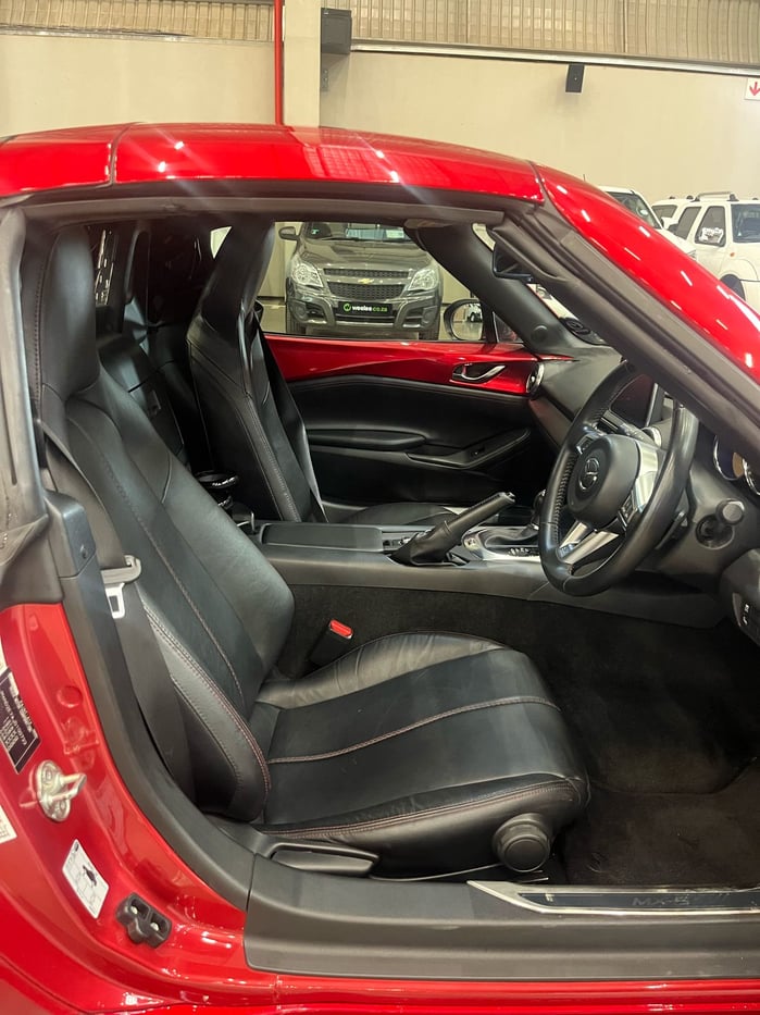 2019 Mazda MX 5 2.0 RF Roadster Coupe Auto Q2FyTGlzdGluZzo0MjM5NTc
