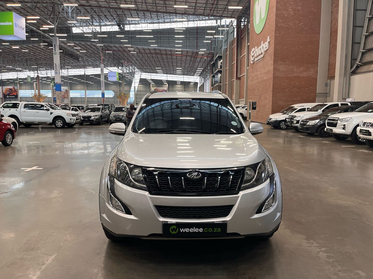2016 Mahindra XUV 500 2.2d W8 mHawk 7 Seater
