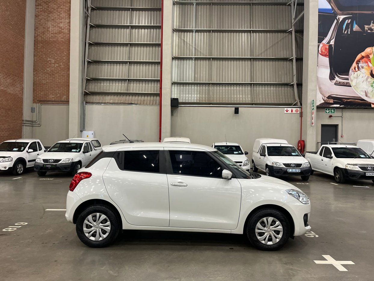 2019 Suzuki Swift 1.2 GL Hatch Q2FyTGlzdGluZzo0Nzg1MzA R149900