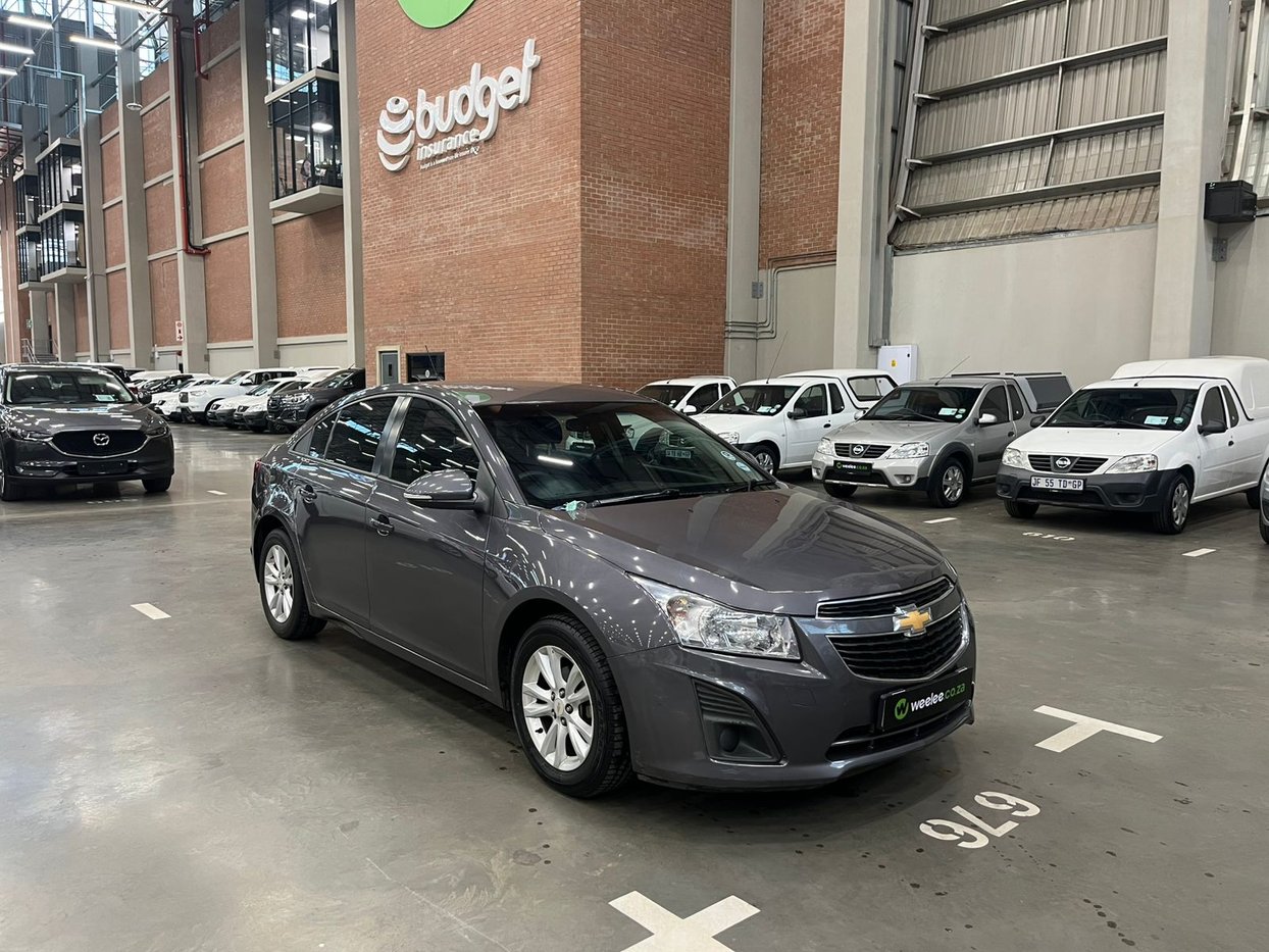 2014 Chevrolet Cruze 1.6 80 kW L Q2FyTGlzdGluZzo0OTE0MjM R79900