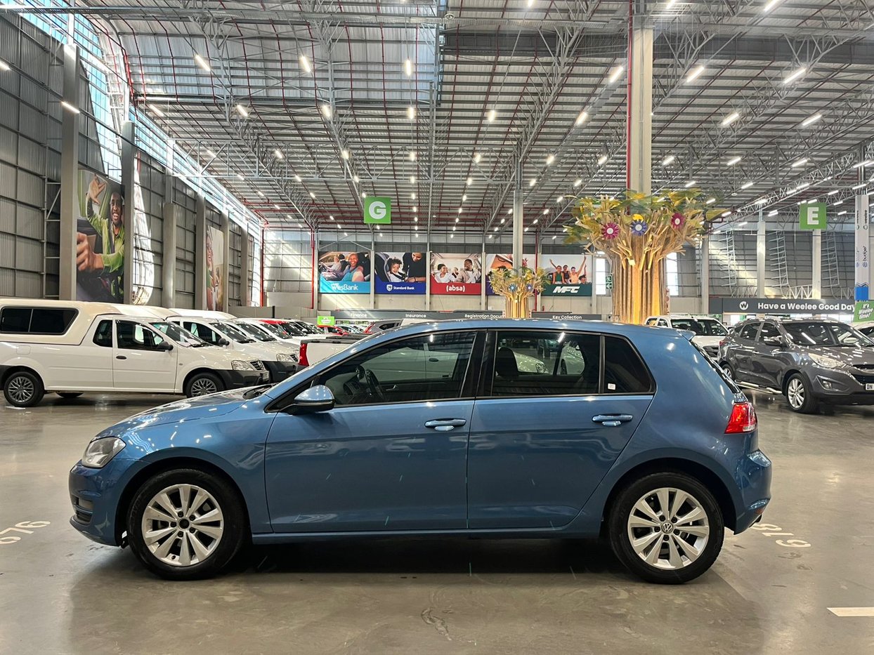 2013-volkswagen-vw-golf-7-1-4-tsi-90-kw-comfortline-dsg