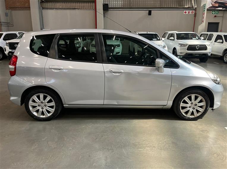 2005 Honda Jazz 1.4i DSI Q2FyTGlzdGluZzo1MDA5ODQ R67900 | Avo Auto