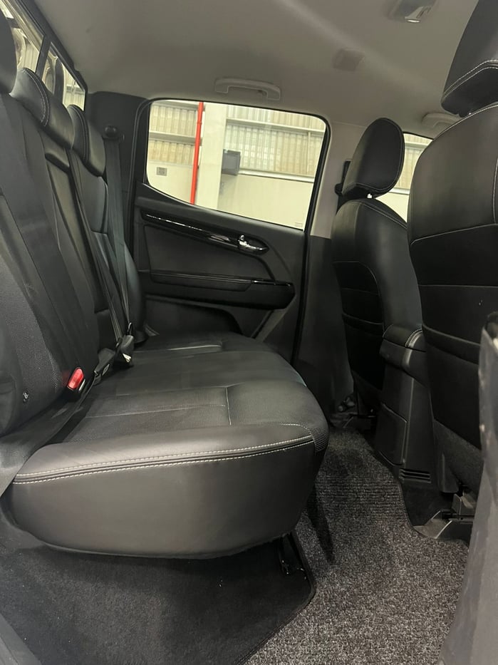 2021 Isuzu D-Max 300 LX Double Cab Pick Up Auto 4x4