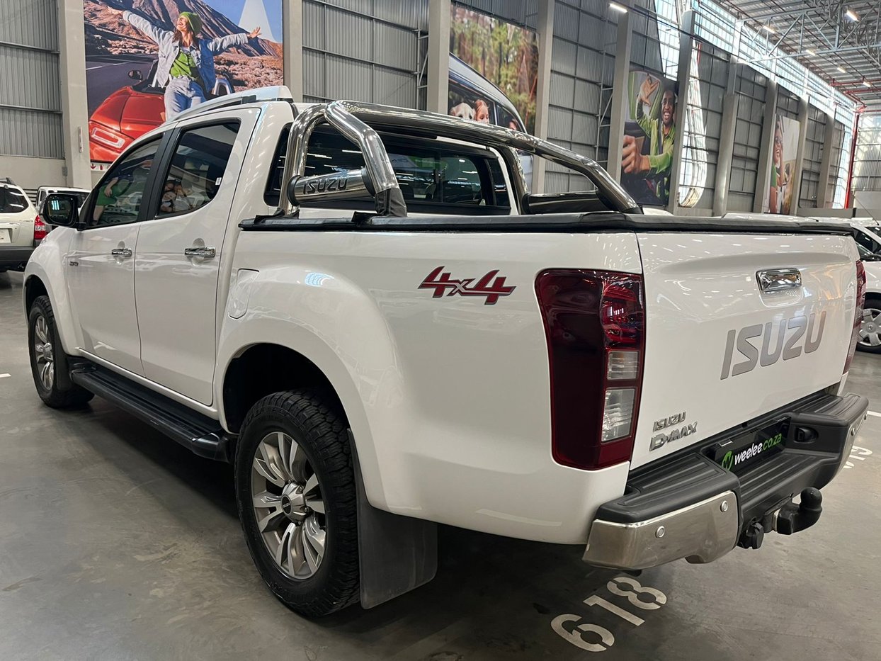 c*5様 KANDYTOWN LOCAL SERVICE LP 2021 Isuzu D-Max 300 LX Double Cab Pick Up Auto 4x4