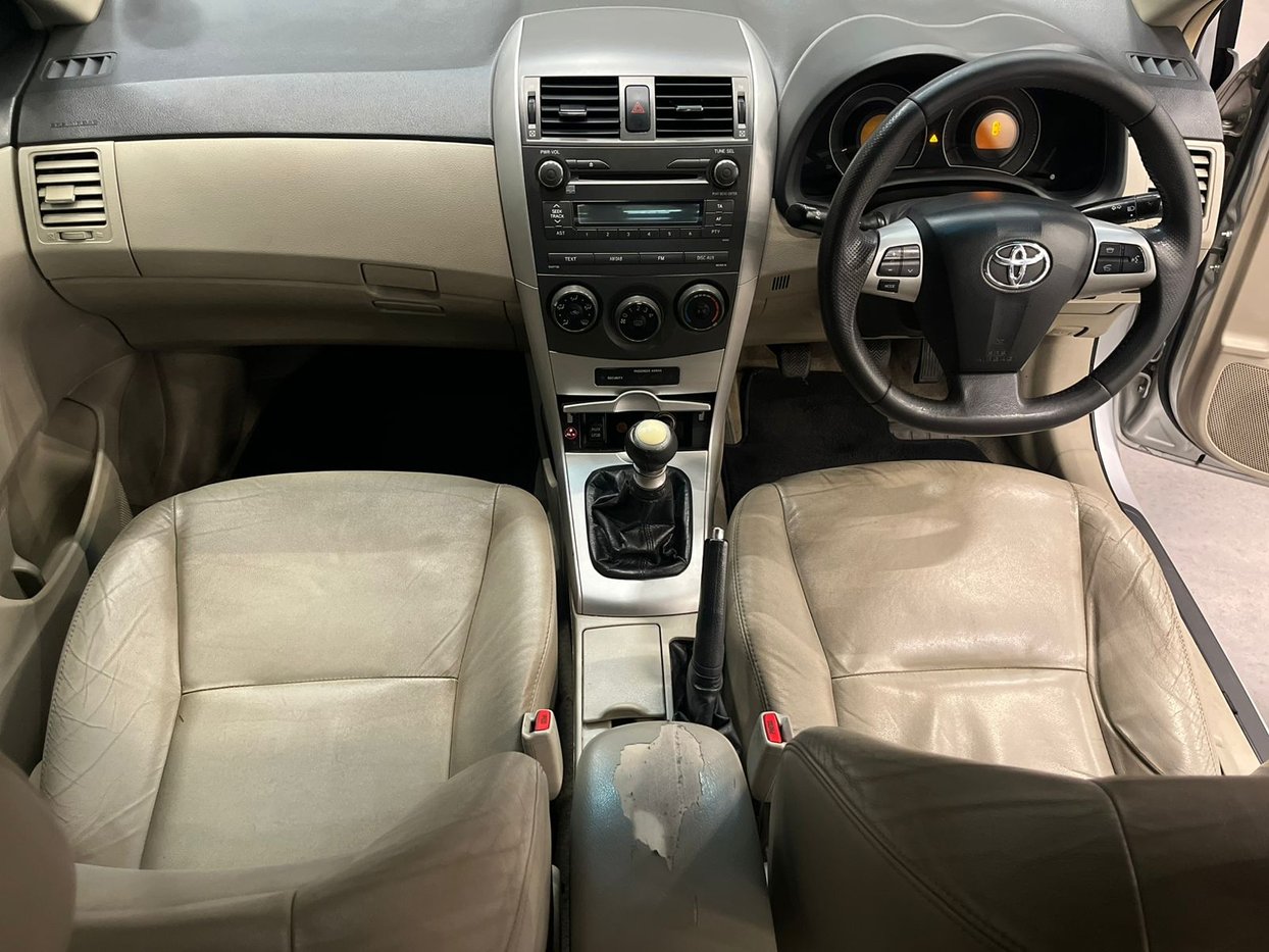 2012 Toyota Corolla 1.6 Advanced Heritage Edition