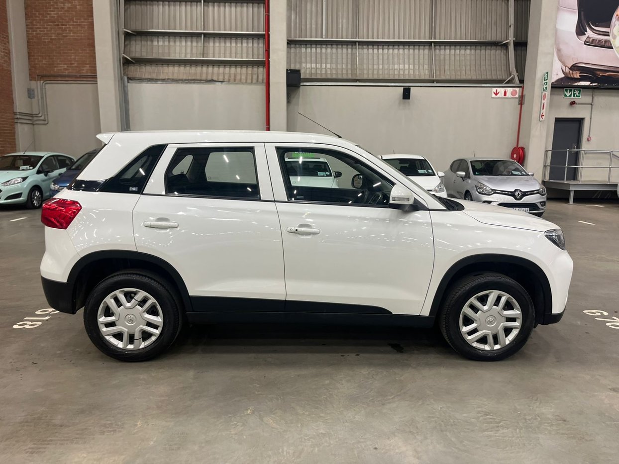 2022 Toyota Urban Cruiser 1.5 Xi Q2FyTGlzdGluZzozMzg0NDM R239500