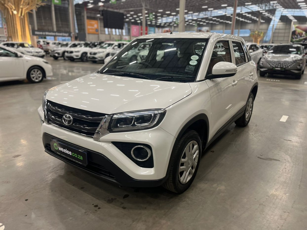 2022 Toyota Urban Cruiser 1.5 Xi Q2FyTGlzdGluZzozMzg0NDM R239500