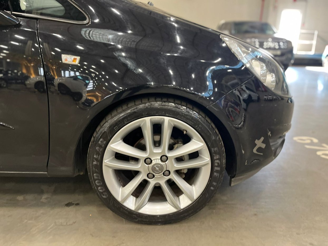 2008 Opel Corsa 1.4 Sport 3 Door 66 kW Sunroof