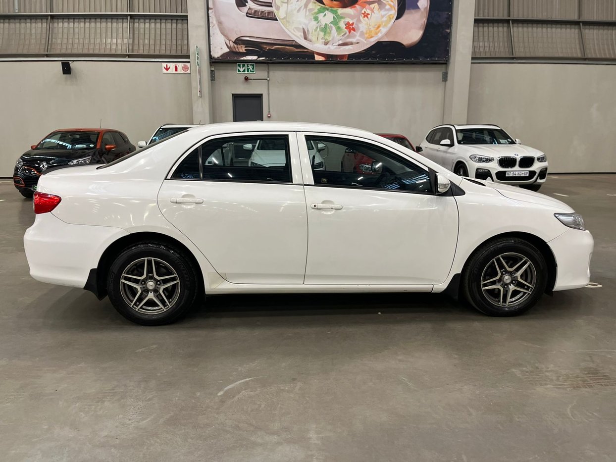 2013 Toyota Corolla 1.6 Professional Q2FyTGlzdGluZzozNjM4Mzc