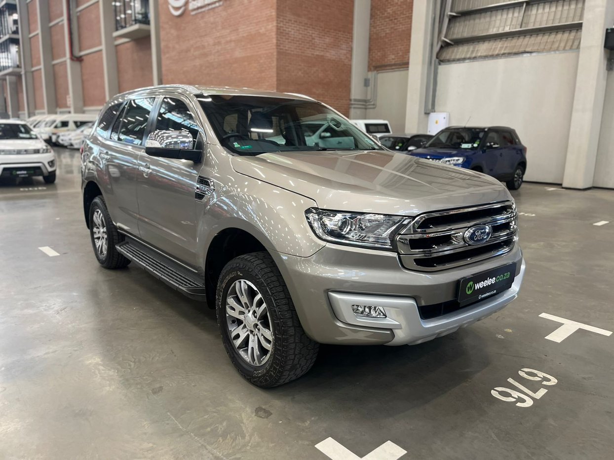 書豪ページ 2019-ford-everest-2.2-xlt-auto