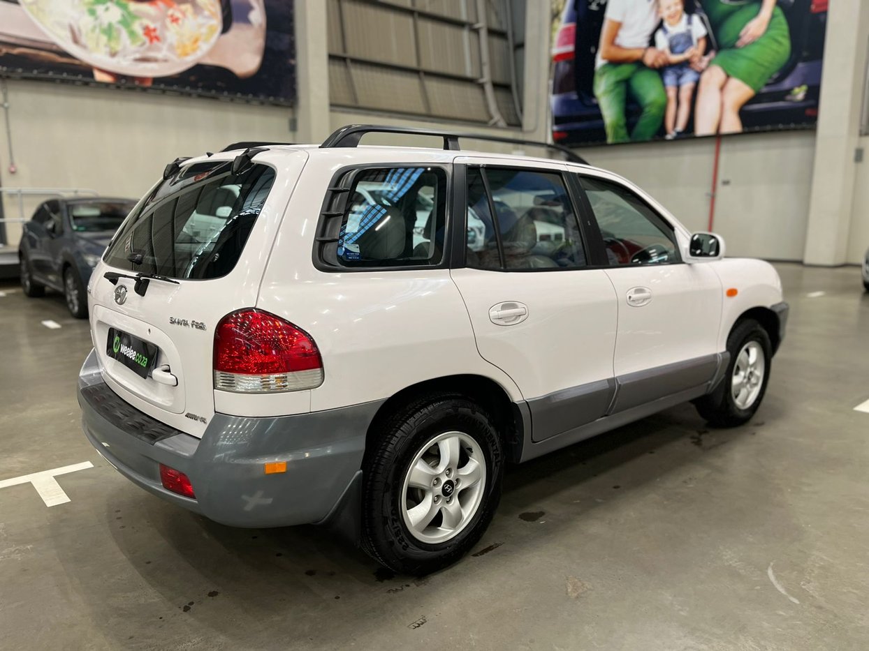2005 Hyundai Santa-Fe 2.7 GLS Auto Q2FyTGlzdGluZzozNjY5NDQ R99000