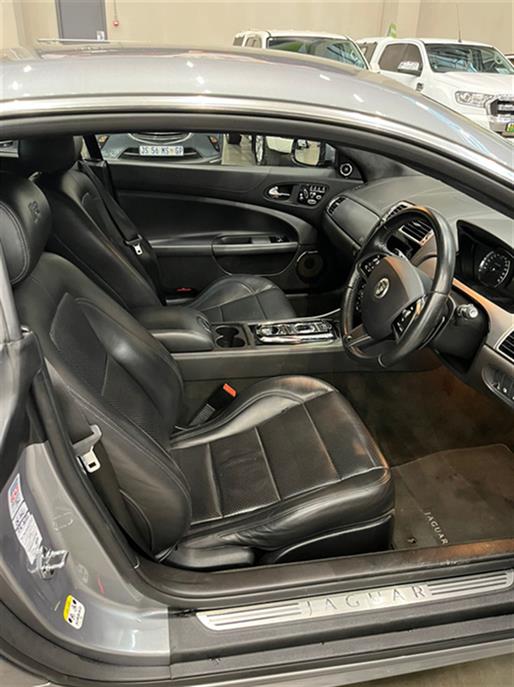 2013 Jaguar XKR 5.0 Coupe Q2FyTGlzdGluZzozNjg5ODk R399900 | Avo Auto