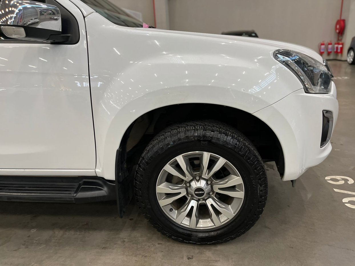 2018 Isuzu KB 300 D-TEQ LX 130 kW Double Cab 4x4 Auto
