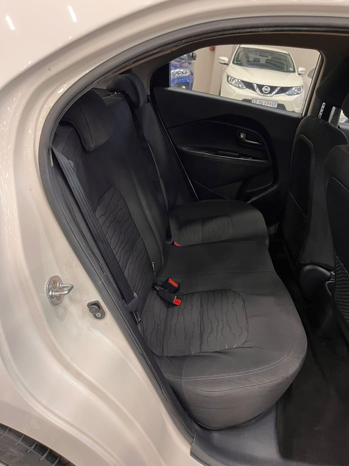 2016 Kia Rio V 1.2 Hatch Q2FyTGlzdGluZzozODQxNjY R139900 | Avo Auto
