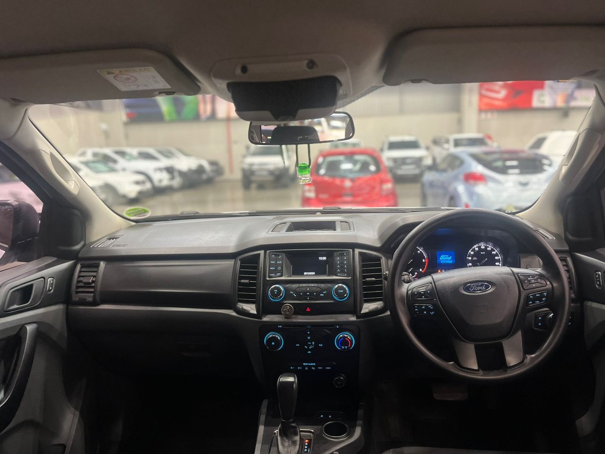 2019 Ford Everest 2.2 XLS Auto Q2FyTGlzdGluZzozOTIyNzY R299900