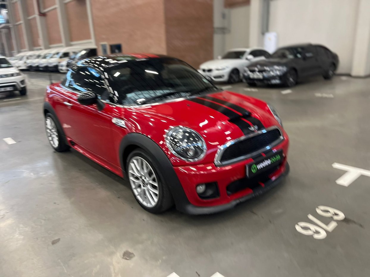 minimam様 2013 MINI Cooper S Mark III 135 kW Coupe Steptronic
