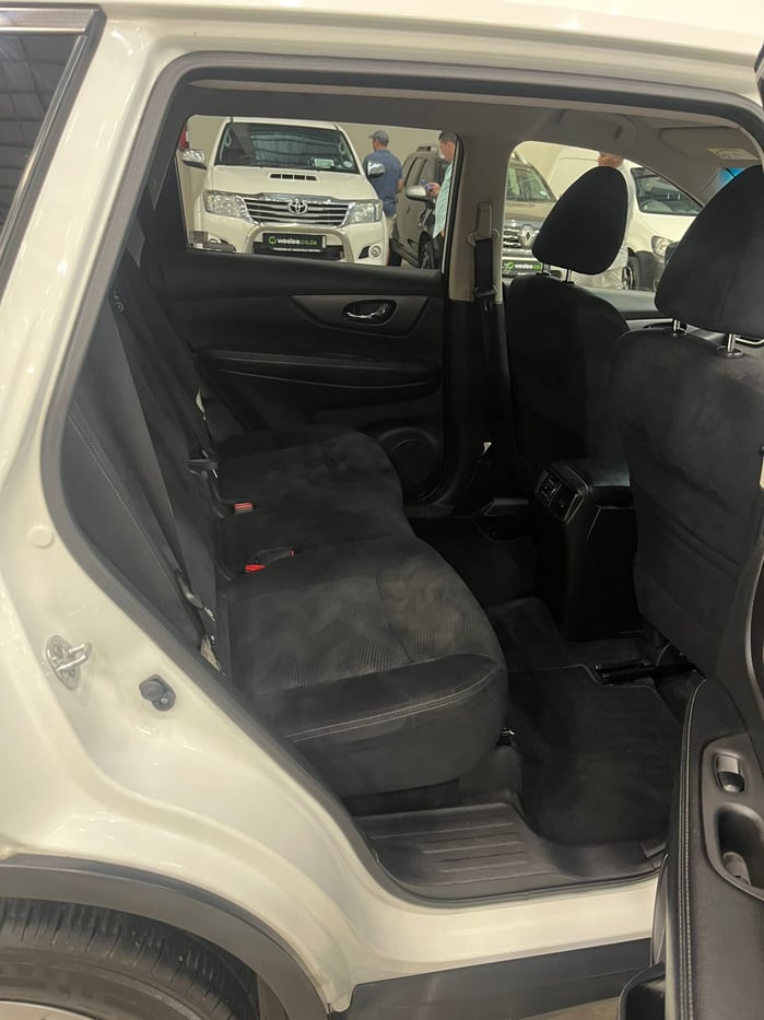 2014 Nissan X-Trail VII 1.6 DCi XE 4X2 Q2FyTGlzdGluZzozOTU1NTk