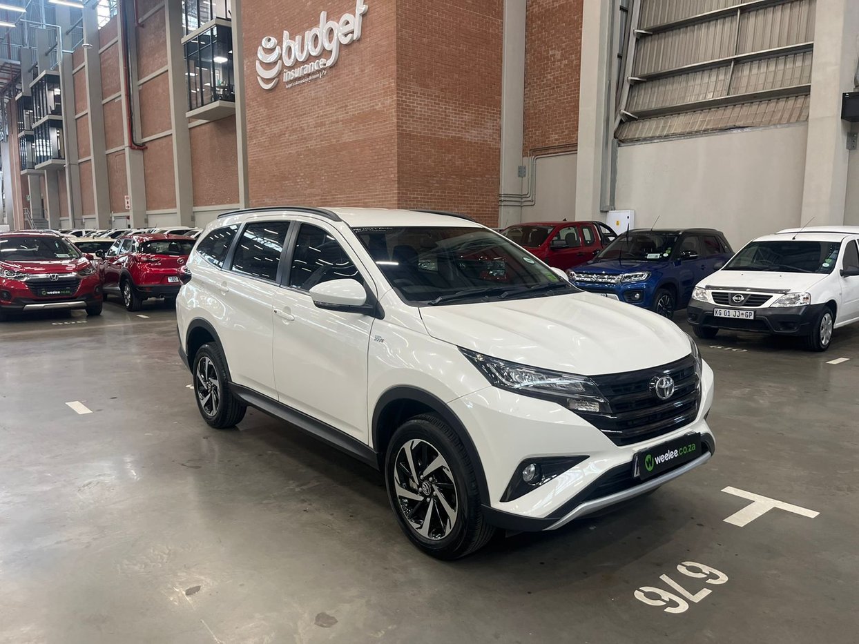 TOYA様　オーダー専用ページ 2018 Toyota Rush 1.5 Auto Q2FyTGlzdGluZzozOTUzNTc R244900 | Avo Auto