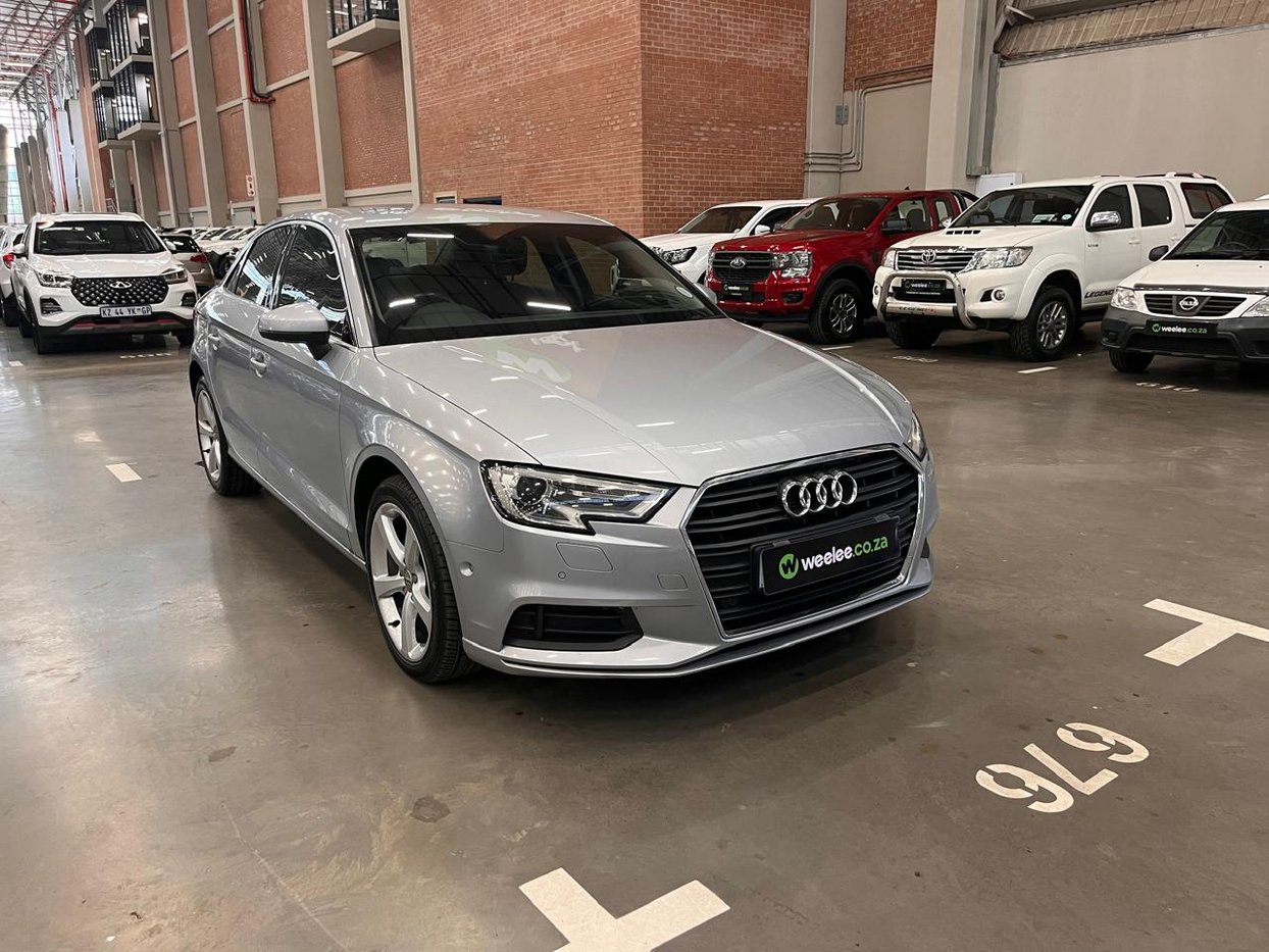 2018 Audi A3 1.0 TFSi S-tronic Q2FyTGlzdGluZzozOTgyODk R269900