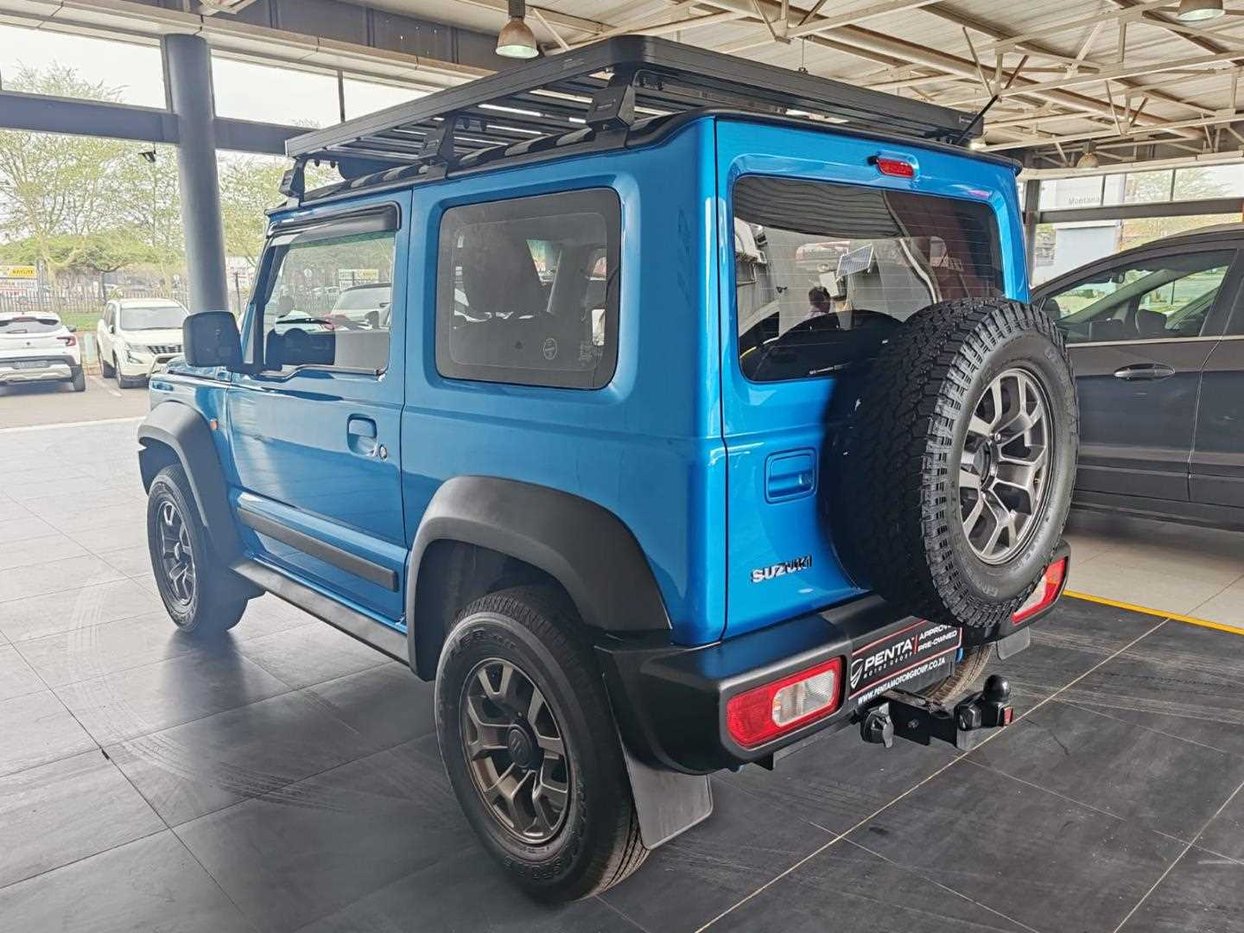 2022 Suzuki Jimny 1.5 GLX Q2FyTGlzdGluZzozNTIyMzM R329800 | Avo Auto