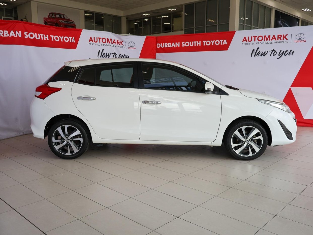 2019 Toyota Yaris 1.5 XS 5 Door Q2FyTGlzdGluZzo0MjY4Mjc R199990