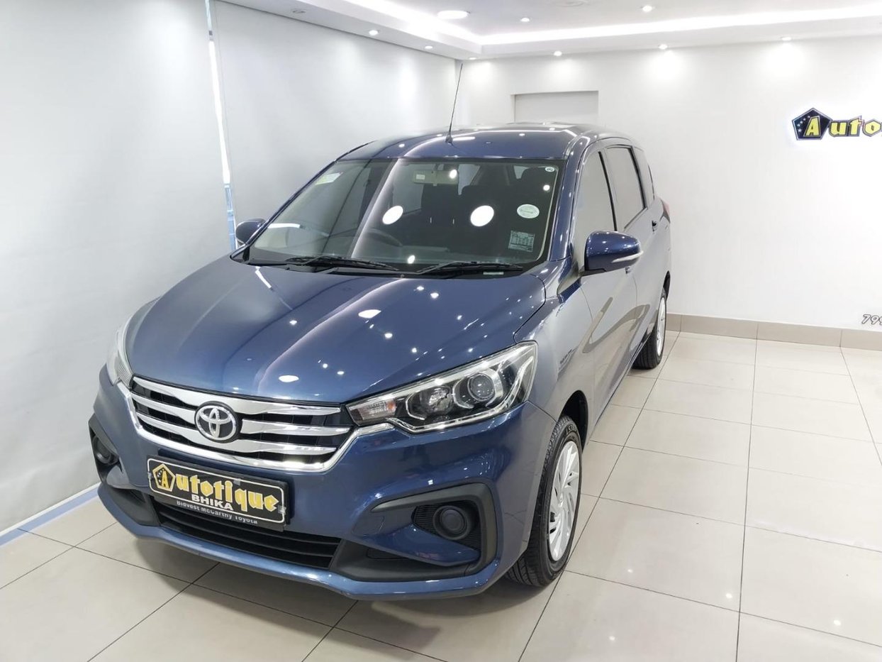 2023 Toyota Rumion 1.5 SX Q2FyTGlzdGluZzozMjMxMDE R289880 | Avo Auto